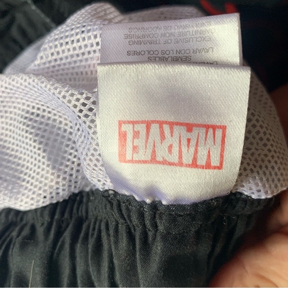 Deadpool Swim Shorts Size Small - Picture 4 of 7